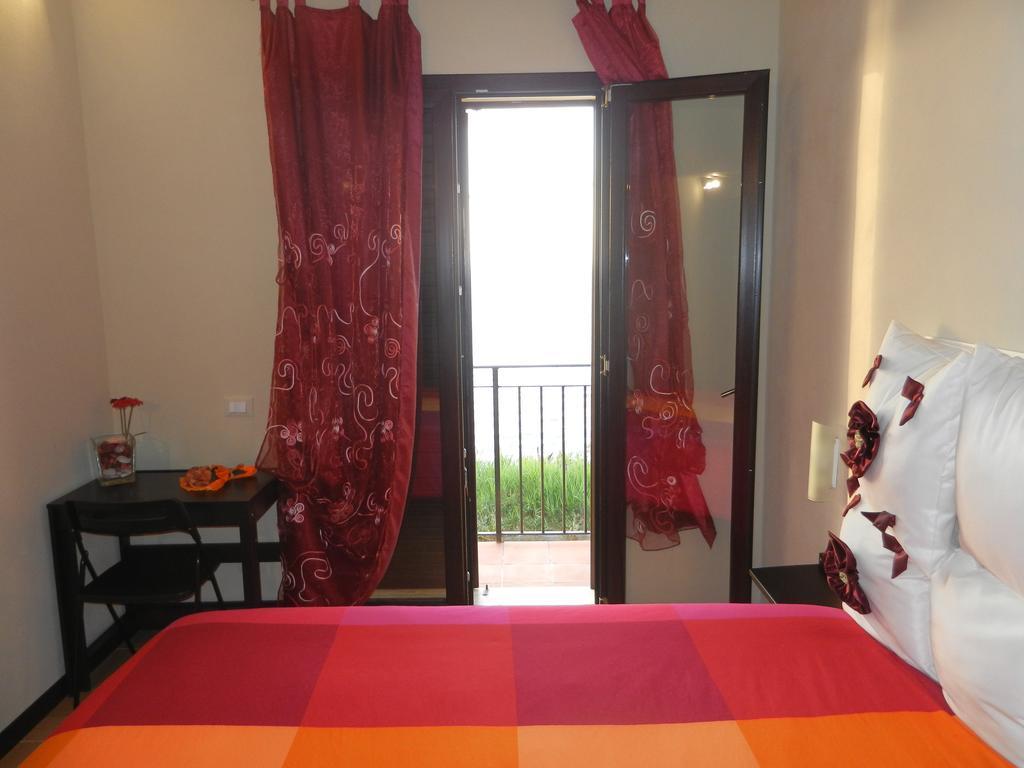 Framavi Villa Cefalù Oda fotoğraf
